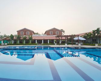 Rkn Beach Resorts - Pondicherry - Pool
