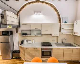 Ferrari Apartment - Milán - Cocina