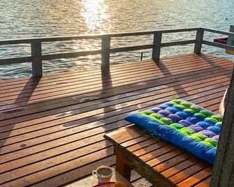 Aowlay homestay - Сатун - Балкон