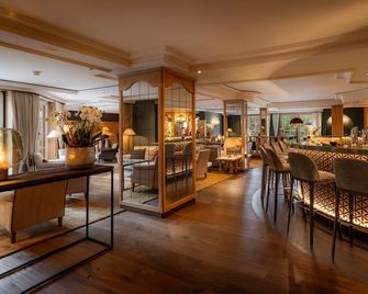 Romantik Hotel Schweizerhof - Grindelwald - Bar