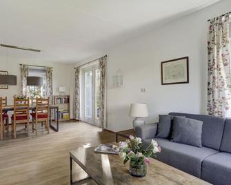 Holiday Home Villa Favorita by Interhome - Zonnemaire - Sala de estar