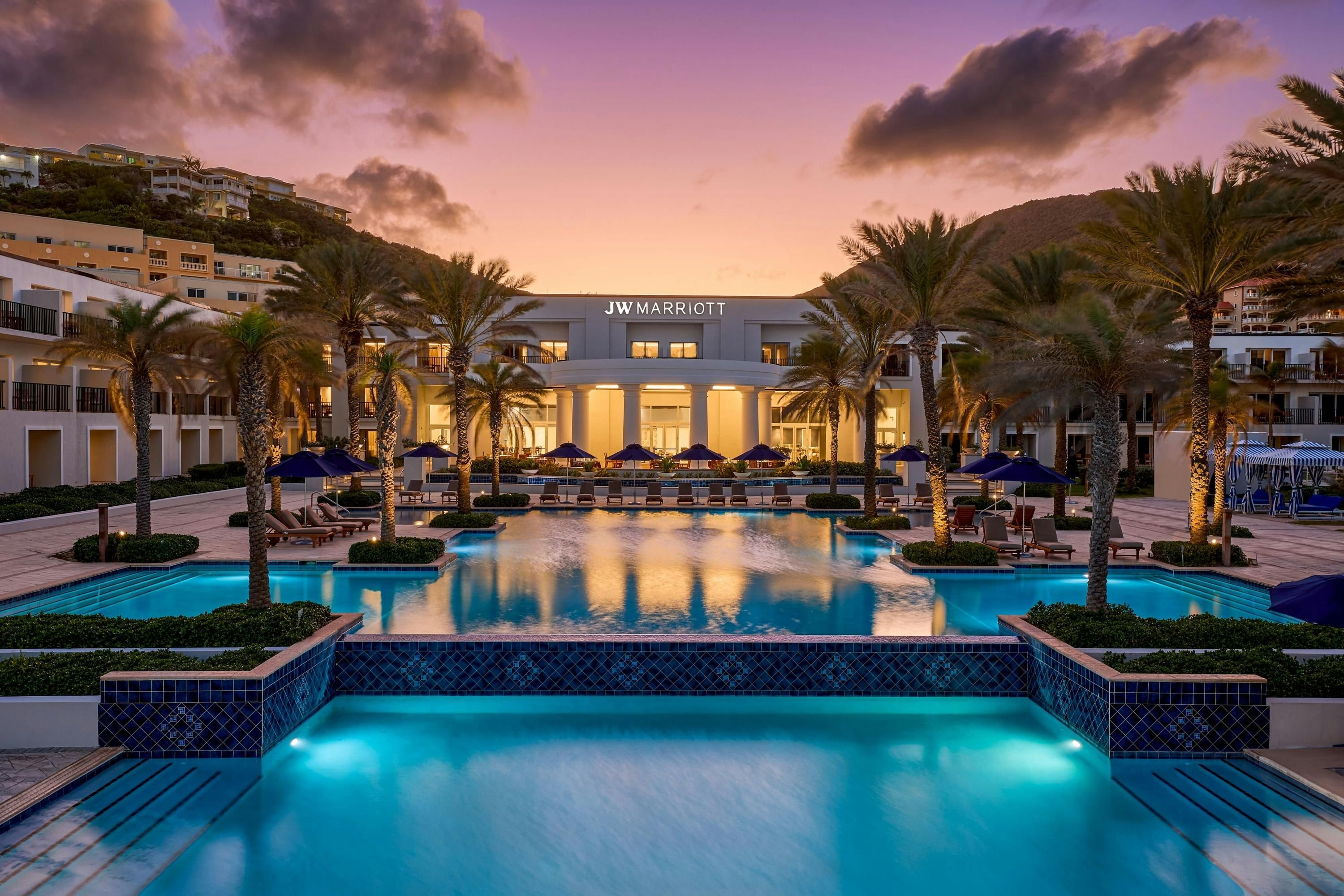 JW Marriott St. Maarten Beach Resort & Spa - Upper Prince's Quarter - Piscina