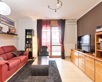 Torino Crocetta Modern Flat - Torino - Soggiorno