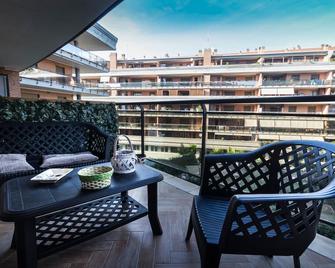 Leonardo Rome Holidays - Ponte Galeria - Balcone