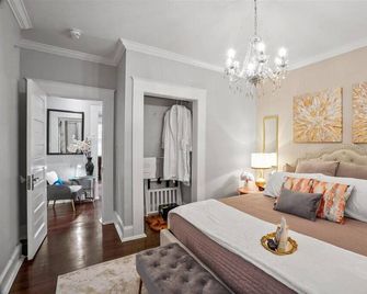 Hickory Haven 3Br Elegant Downtown Hidden Gem - Florence - Bedroom