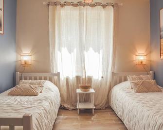 Château De Chaussy - Ruoms - Bedroom