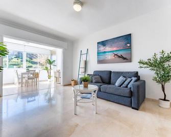 El Rey - Fuengirola - Sala de estar