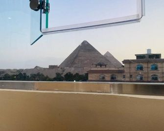 Oh Pyramids Hostel - Cairo - Balcony