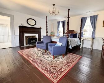 The Sunnyside Sisters Bed and Breakfast - Clarksville - Sala de estar