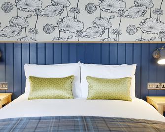 Red Lion Hotel by Greene King Inns - בנברי - חדר שינה