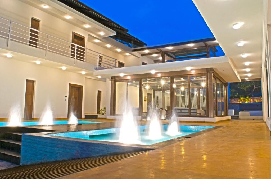 ذا أيفي أنجونا