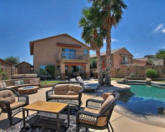 Gold Canyon home, pool , spa, views. Save money check w/us for disc specials! - Gold Canyon - Piscina