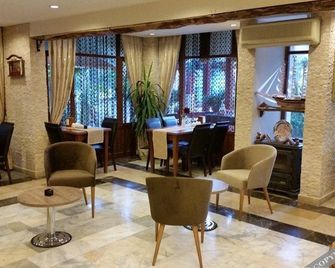 Beyaz Melek Hotel - Antalya - Restaurante