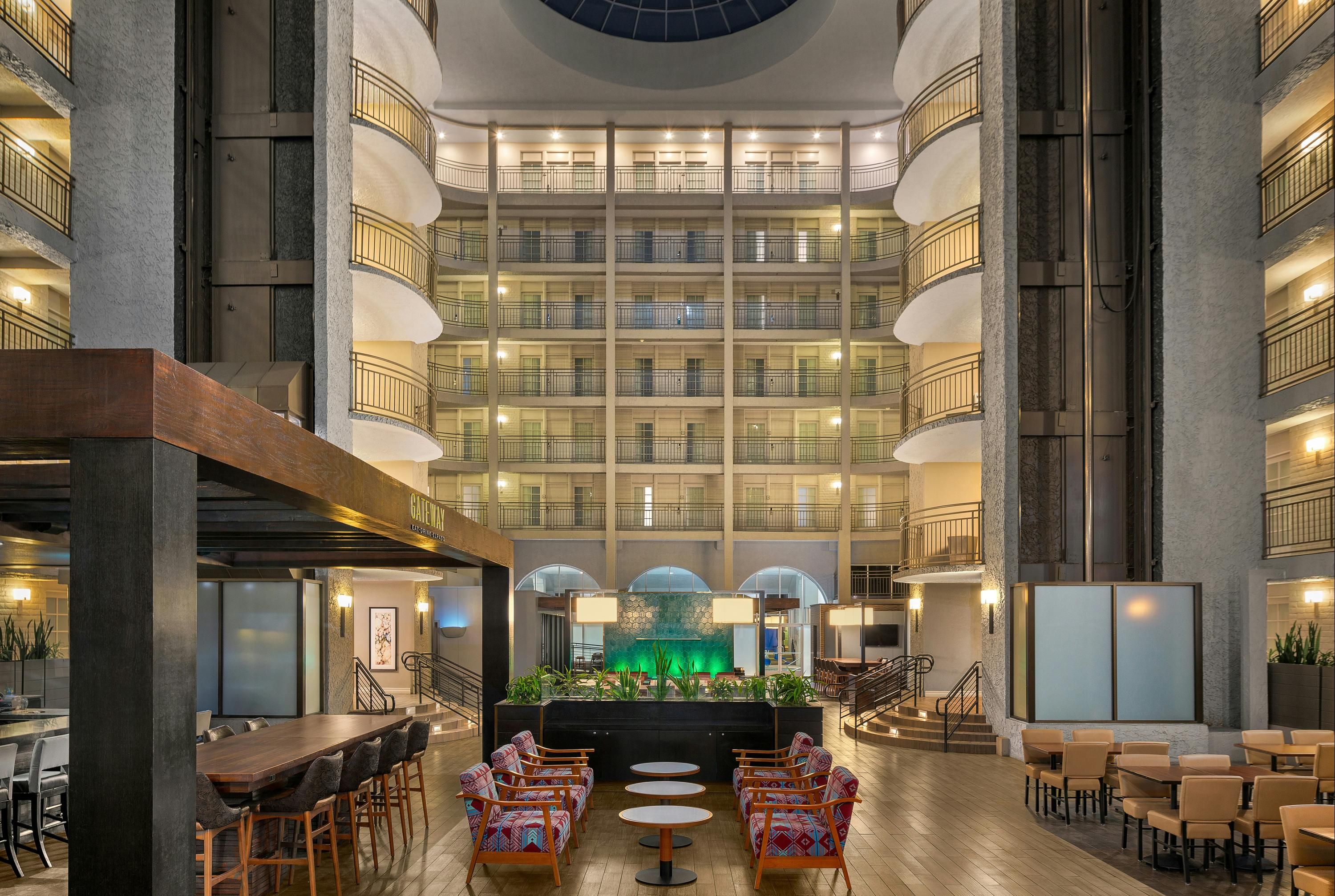 Embassy Suites by Hilton El Paso - אל פאסו - לובי