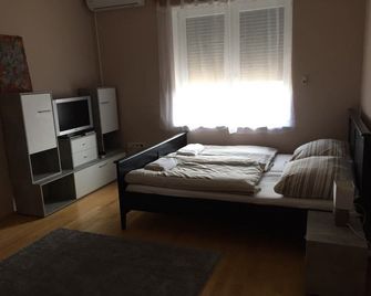 Villamerica - Miskolc - Habitación