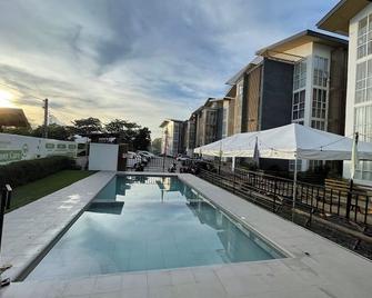 Melce Place Studio Unit Condo - Lapu-Lapu City - Pool
