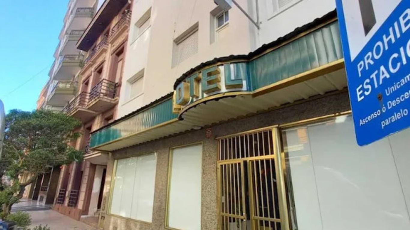 Hotel Albamar