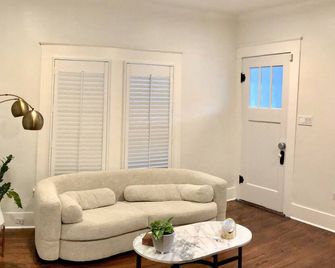 1930's Casa Luna in the heart of Alamo Heights - San Antonio - Sala de estar