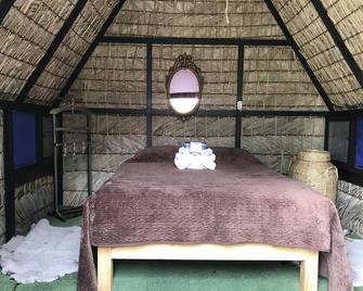 Glamping In The Green Hills Mansion - Malinalco - Bedroom