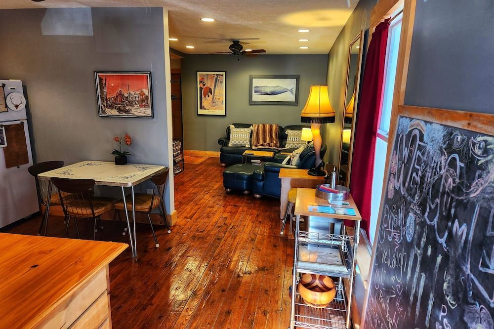 Accogliente e caldo #1Family Run - קליבלנד - סלון