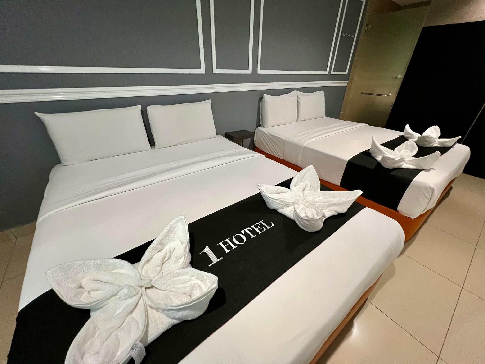 1 هوتل ماهكوتا تشيراس