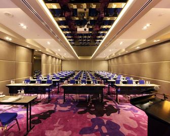 Vouk Hotel Suites - George Town - Meeting room
