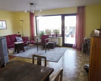 Ferienwohnung Vor der Stephanskuppe - Schlüchtern - Wohnzimmer