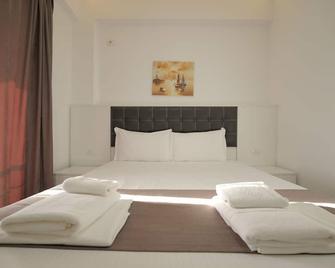 Vila Era Beach - Saranda - Schlafzimmer