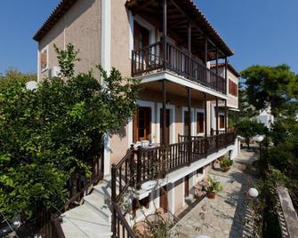 Sofia's Garden Studios - Skopelos - Building