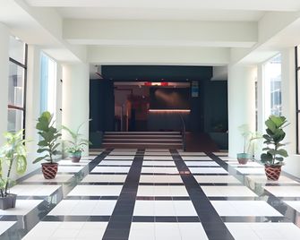 Room V Kluang Parade By Secom - Kluang - Lobby