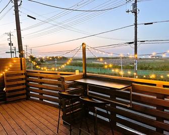 Kujukuri Surf Terrace Umi Kando - Onjuku - Balcón