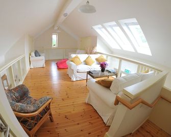 Blackstairs Shepherds Huts - Borris - Living room