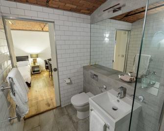 Mandega House - Sheffield - Baño