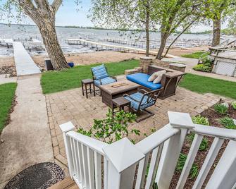 Sandy Feet Retreat on Big Spirit Lake - Jackson - Balcón
