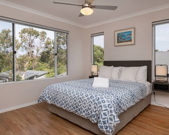 Surfs Up - Dunsborough - Bedroom