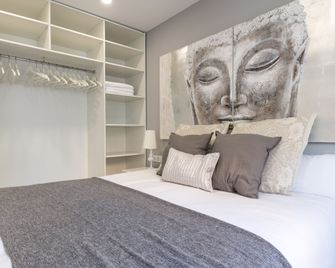 Besos Beach Gem 1 By Myrentalhost - Sant Adrià de Besòs - Bedroom