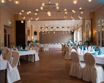 Haus Union - Oberhausen (Nordrhein-Westfalen) - Sala de banquetes