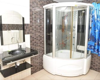 Hotel Novela Star - Lomé - Baño