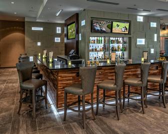Courtyard by Marriott Dulles Airport Herndon - Herndon - Bar