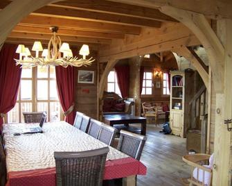 Odalys Chalet Melusine - Huez - Comedor