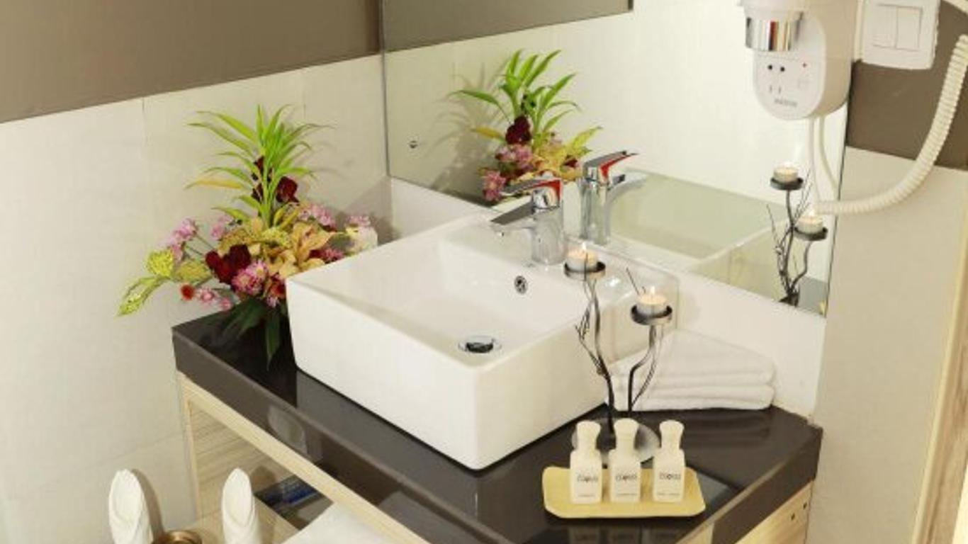 Hotel Cloud 9 Negombo