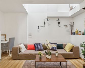 Lavie Maison large comfy flat - Bordeaux - Living room