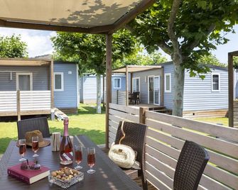 Càmping Valldaro - Platja d'Aro - Patio