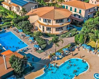 Club Esse Aquilia Beach Village - Badolato - Pool