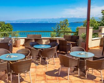 Blue Waves Resort - Malinska - Balcón