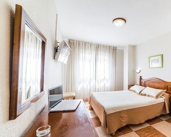 Hotel Sevilla - Almería - Soveværelse