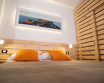 Incentro B&b - Milazzo - Habitación