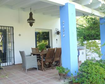 House in La Barrosa (Chiclana) on the beach with private pool for 6 people - Chiclana de la Frontera - Patio