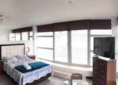 Modern And Furnished Suite 37 Mts - Downtown Pereira Apt 303 - Pereira - Bedroom