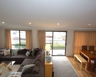 Boronia 7 30 Nettin Circuit - Jindabyne - Sala de estar